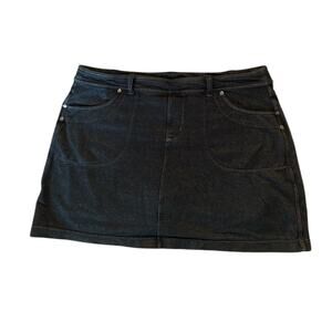 Women L Athleta Skort Skirt Denim Jean Pull-On Stretch Travel Golf Casual